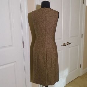 ANN TAYLOR 100% Wool Tweed Sleeveless Sheath Dress